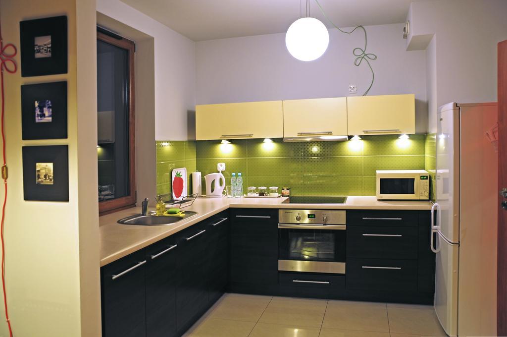 Apartment Color *