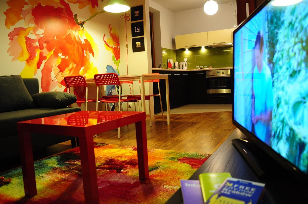 Apartment Color *